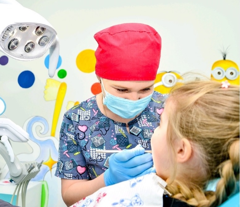 На приеме в детской стоматологии